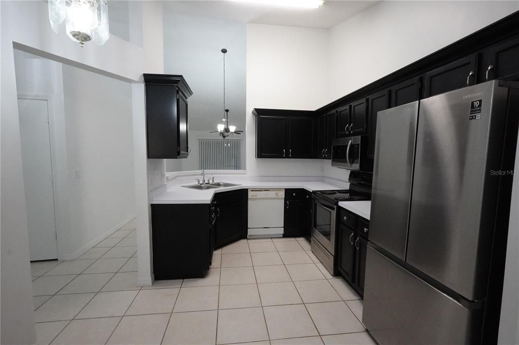 For Sale: $315,000 (3 beds, 2 baths, 1156 Square Feet)