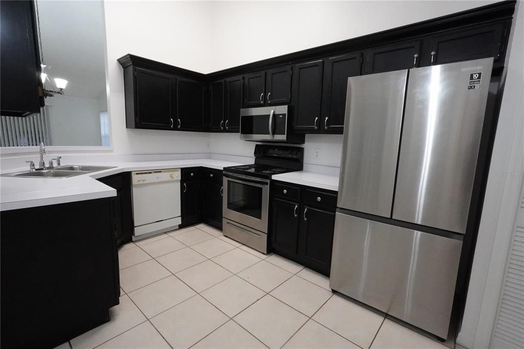For Sale: $315,000 (3 beds, 2 baths, 1156 Square Feet)