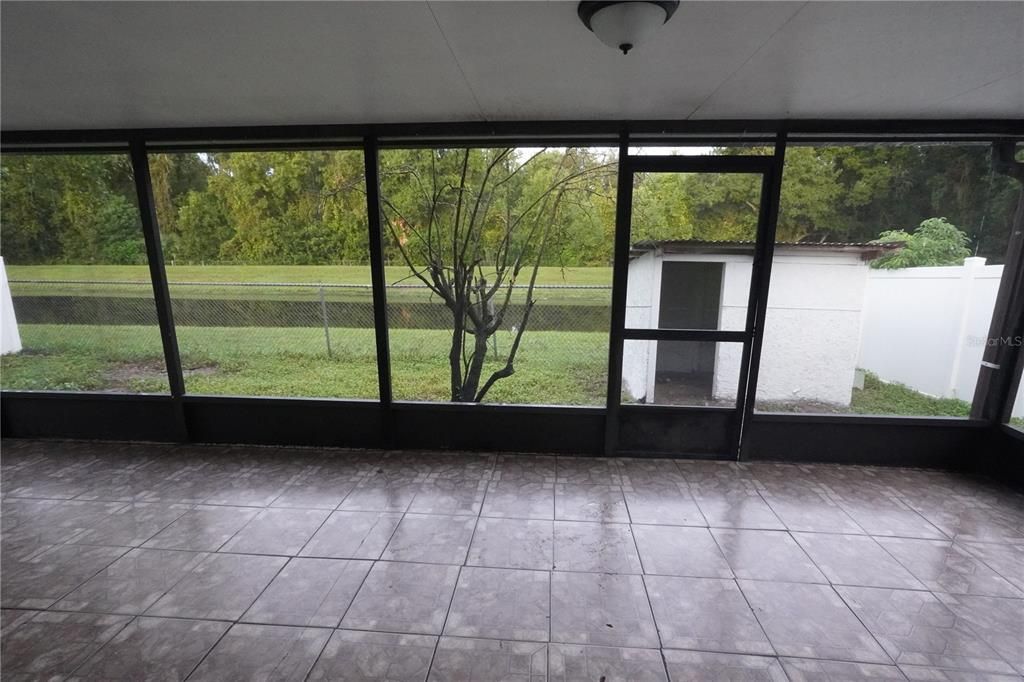 For Sale: $315,000 (3 beds, 2 baths, 1156 Square Feet)