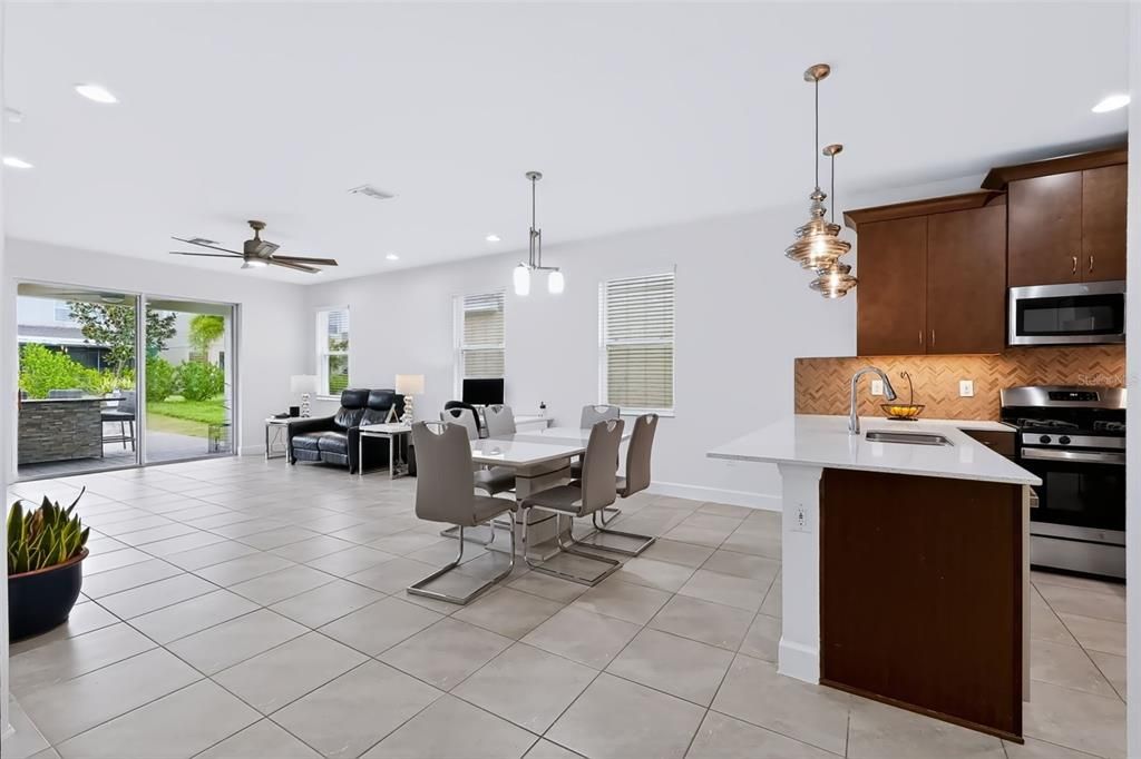 For Sale: $439,990 (4 beds, 2 baths, 2115 Square Feet)