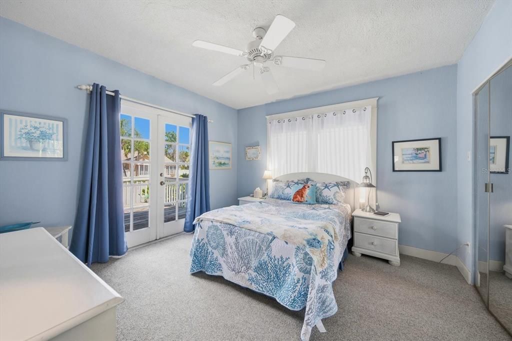 For Sale: $950,000 (2 beds, 2 baths, 1678 Square Feet)