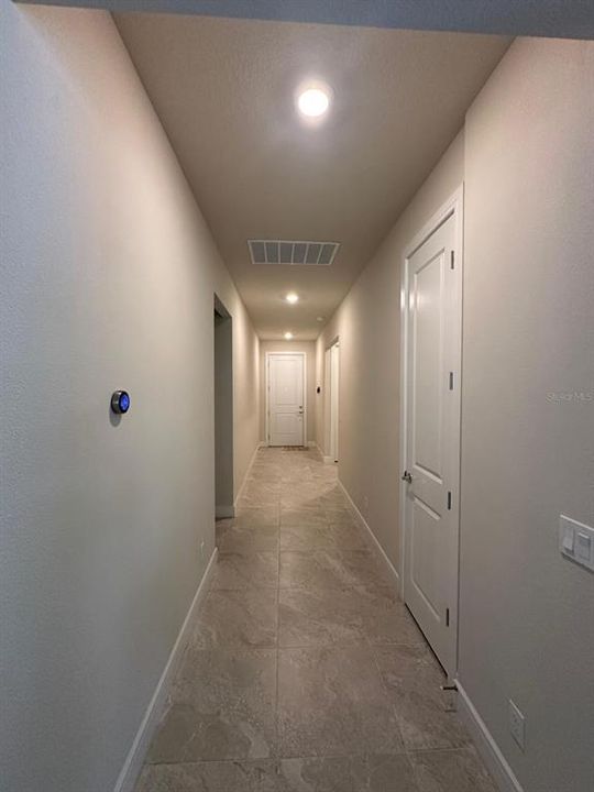 For Rent: $2,350 (4 beds, 2 baths, 1839 Square Feet)