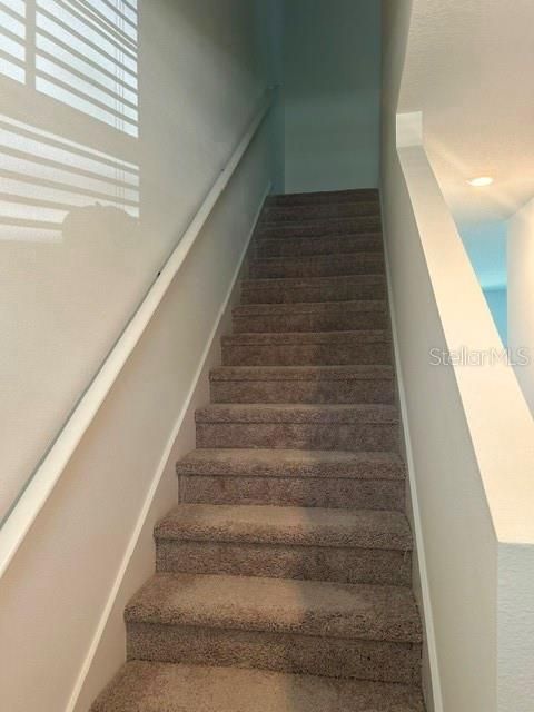 For Sale: $348,500 (3 beds, 2 baths, 1421 Square Feet)
