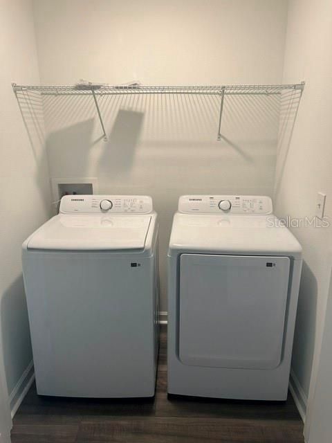 For Sale: $348,500 (3 beds, 2 baths, 1421 Square Feet)