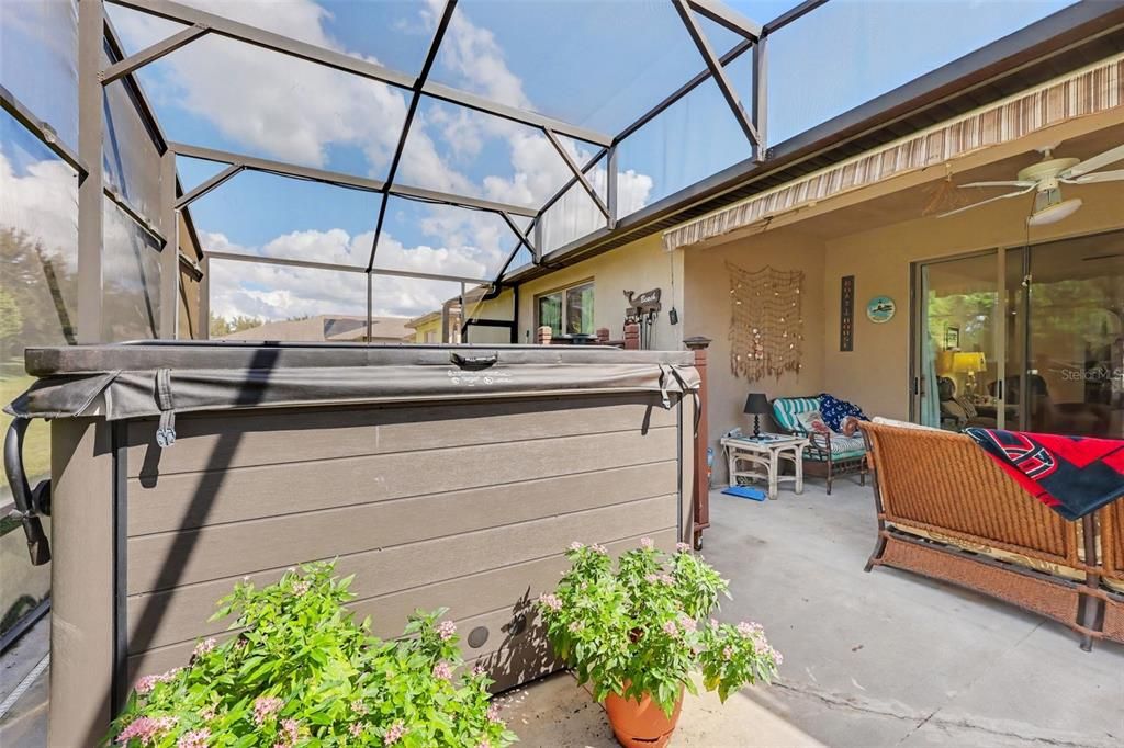 En Venta: $370,000 (3 camas, 2 baños, 2056 Pies cuadrados)