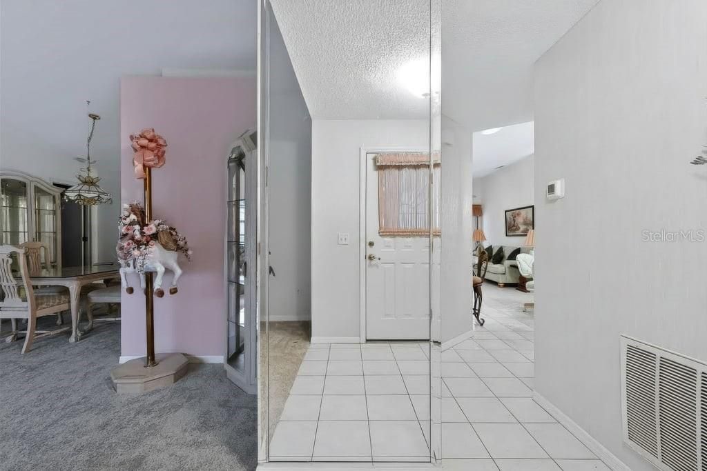 На продажу: $259,900 (3 спален, 2 ванн, 1658 Квадратных фут)