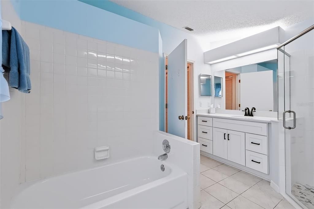 На продажу: $259,900 (3 спален, 2 ванн, 1658 Квадратных фут)