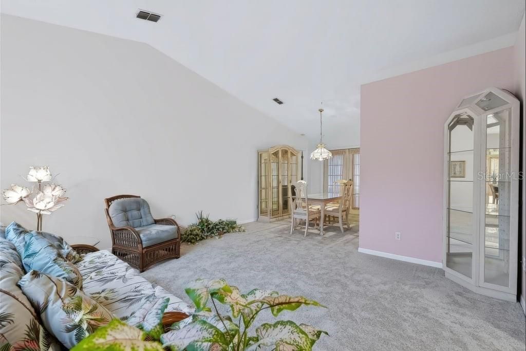 На продажу: $259,900 (3 спален, 2 ванн, 1658 Квадратных фут)