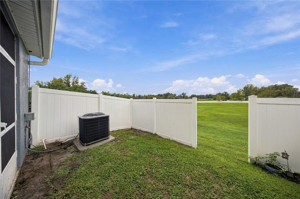 For Rent: $1,450 (2 beds, 2 baths, 1161 Square Feet)