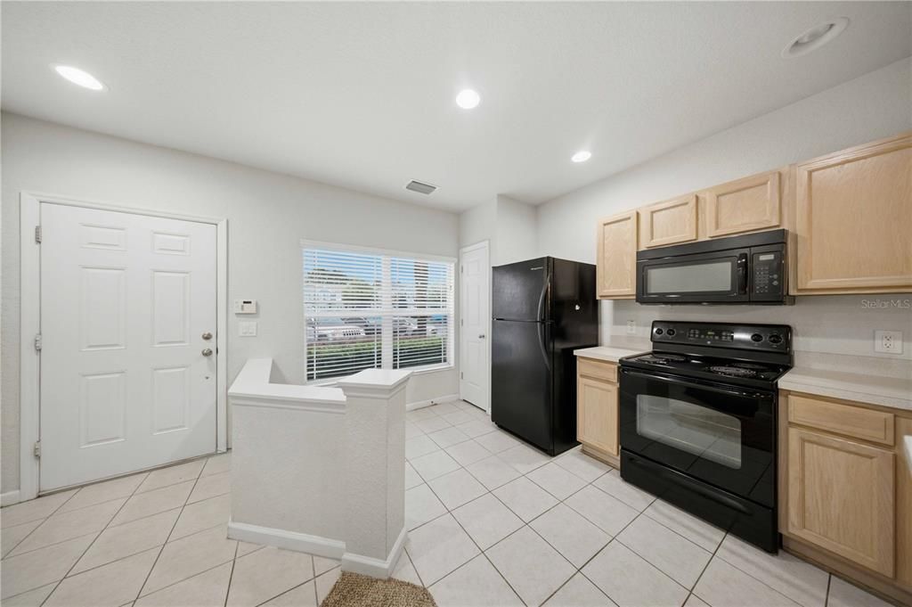 For Rent: $1,450 (2 beds, 2 baths, 1161 Square Feet)
