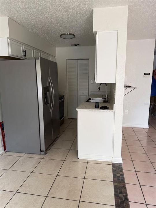 For Sale: $135,500 (2 beds, 2 baths, 903 Square Feet)