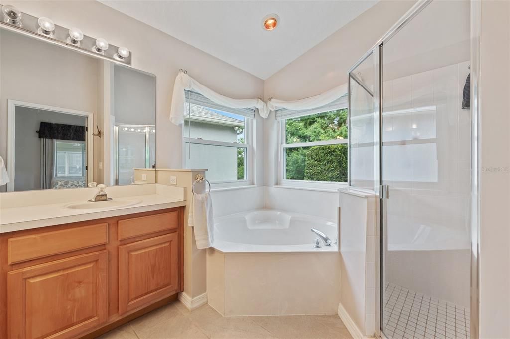 For Sale: $499,000 (4 beds, 2 baths, 2052 Square Feet)