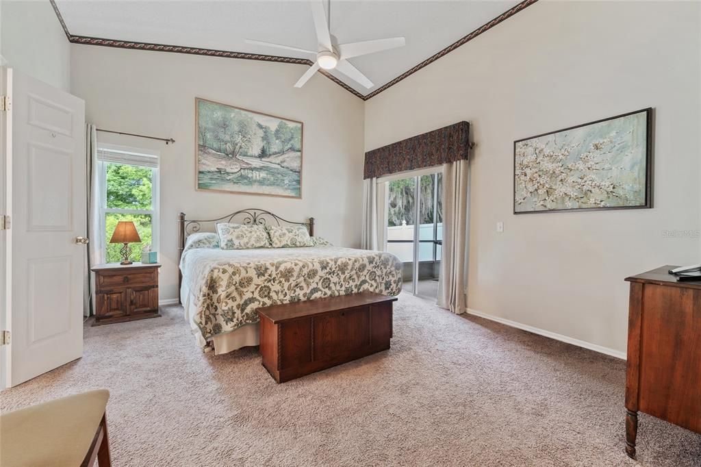 For Sale: $499,000 (4 beds, 2 baths, 2052 Square Feet)