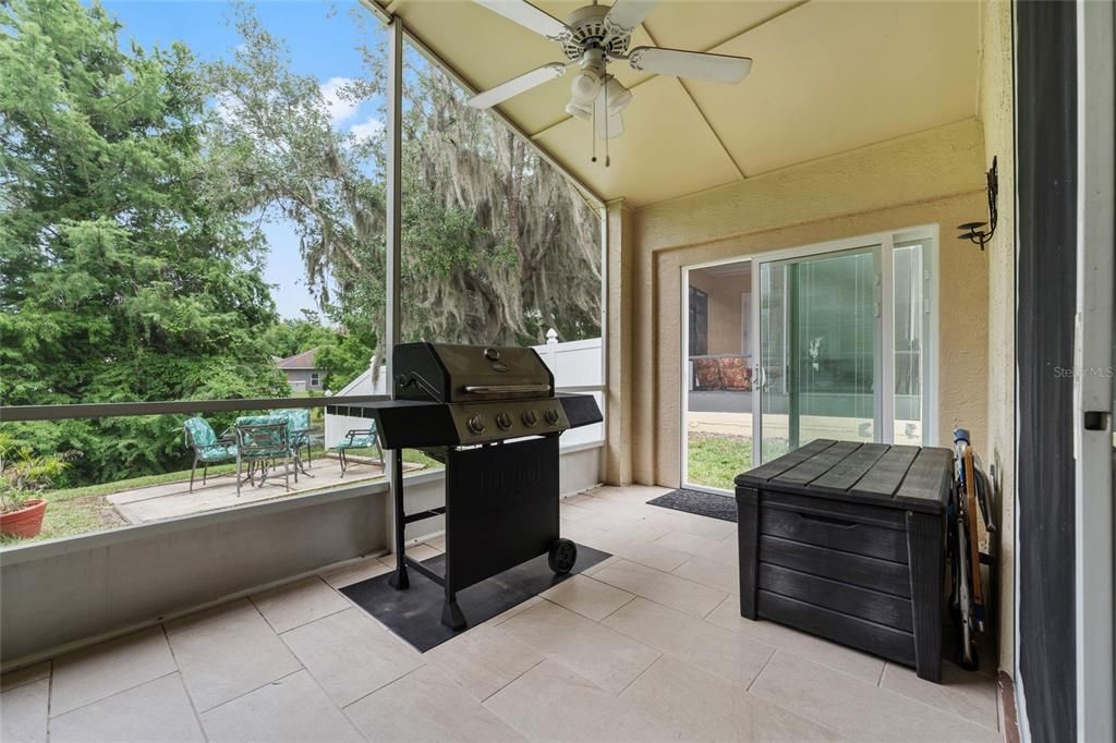 For Sale: $499,000 (4 beds, 2 baths, 2052 Square Feet)