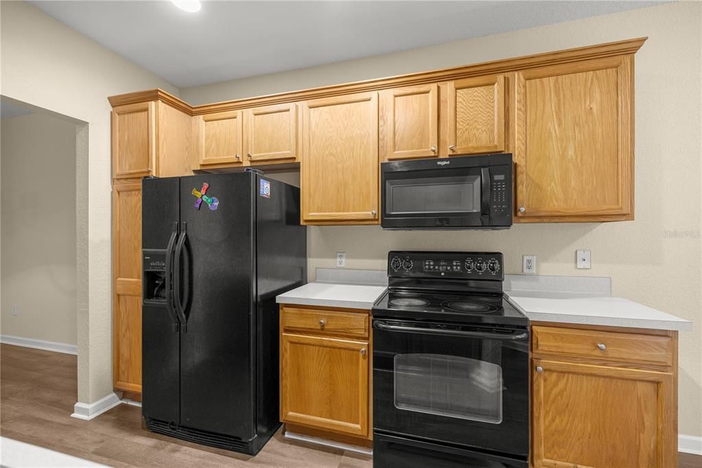 For Rent: $1,650 (2 beds, 2 baths, 1429 Square Feet)