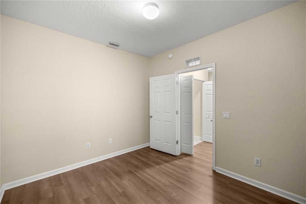 For Rent: $1,650 (2 beds, 2 baths, 1429 Square Feet)