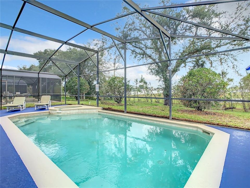 En Venta: $369,900 (4 camas, 2 baños, 1591 Pies cuadrados)