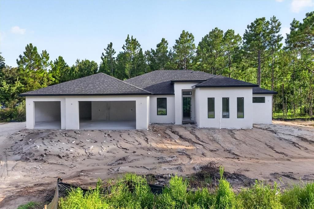 En Venta: $799,900 (4 camas, 3 baños, 2824 Pies cuadrados)