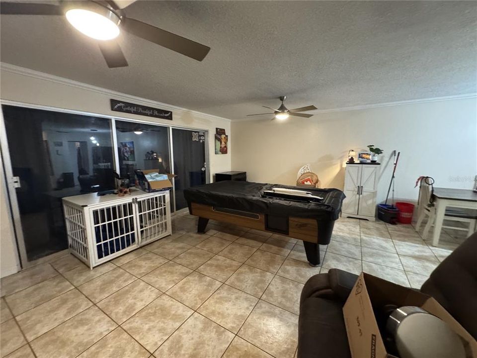 For Sale: $79,000 (1 beds, 1 baths, 1078 Square Feet)
