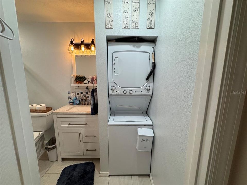 For Sale: $79,000 (1 beds, 1 baths, 1078 Square Feet)