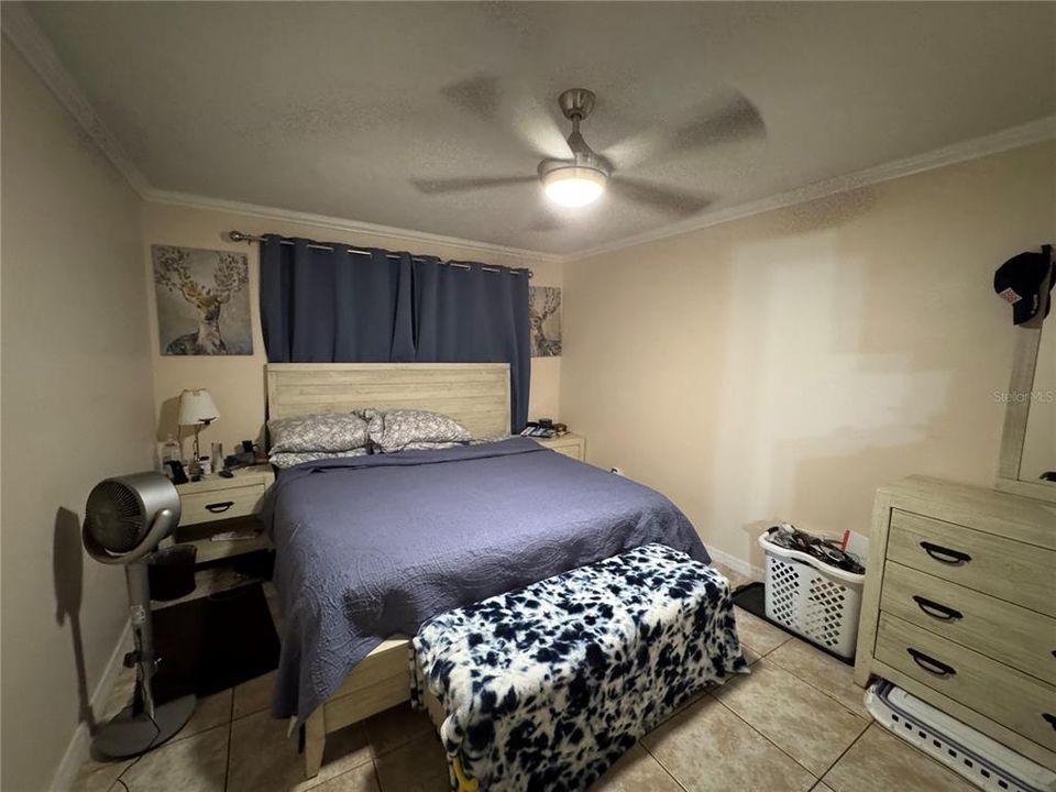 For Sale: $79,000 (1 beds, 1 baths, 1078 Square Feet)