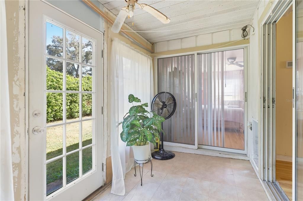 На продажу: $169,900 (3 спален, 3 ванн, 1811 Квадратных фут)