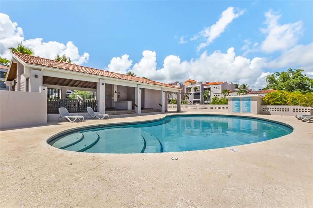 For Sale: $385,000 (3 beds, 2 baths, 2060 Square Feet)