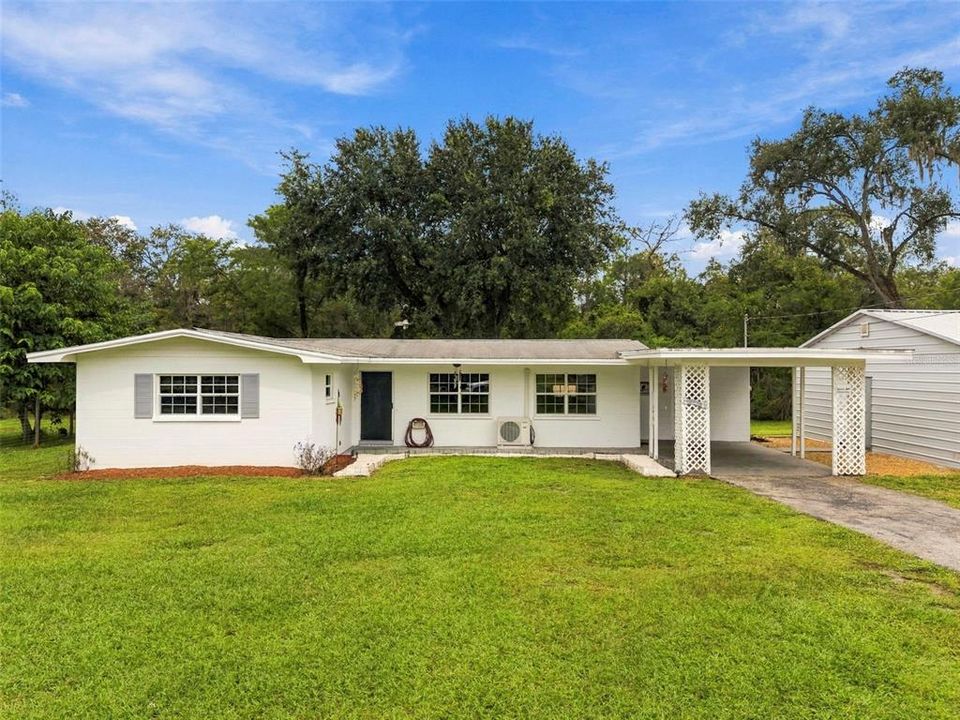 For Sale: $259,900 (2 beds, 1 baths, 1119 Square Feet)