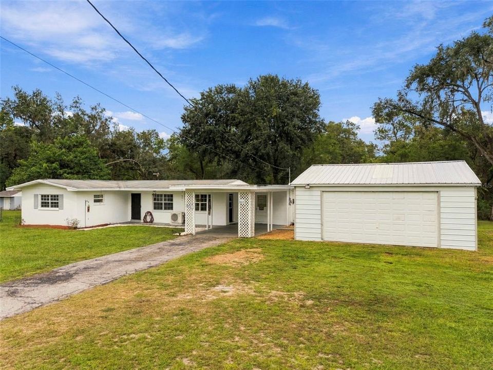 For Sale: $259,900 (2 beds, 1 baths, 1119 Square Feet)
