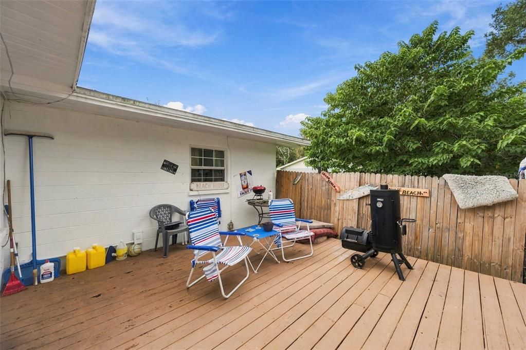For Sale: $259,900 (2 beds, 1 baths, 1119 Square Feet)