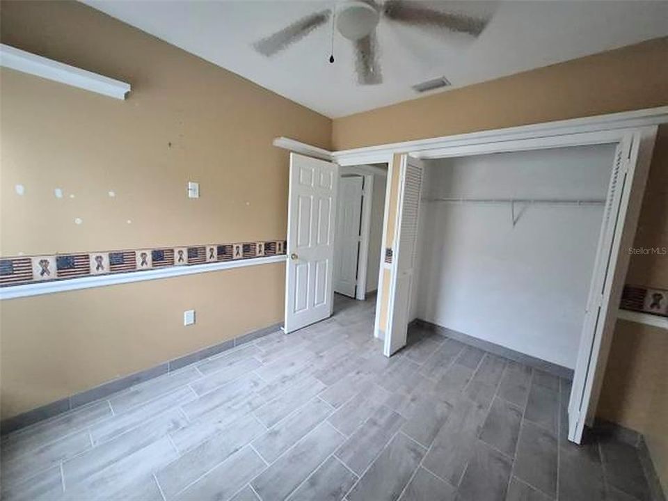 En Venta: $339,900 (3 camas, 2 baños, 1948 Pies cuadrados)
