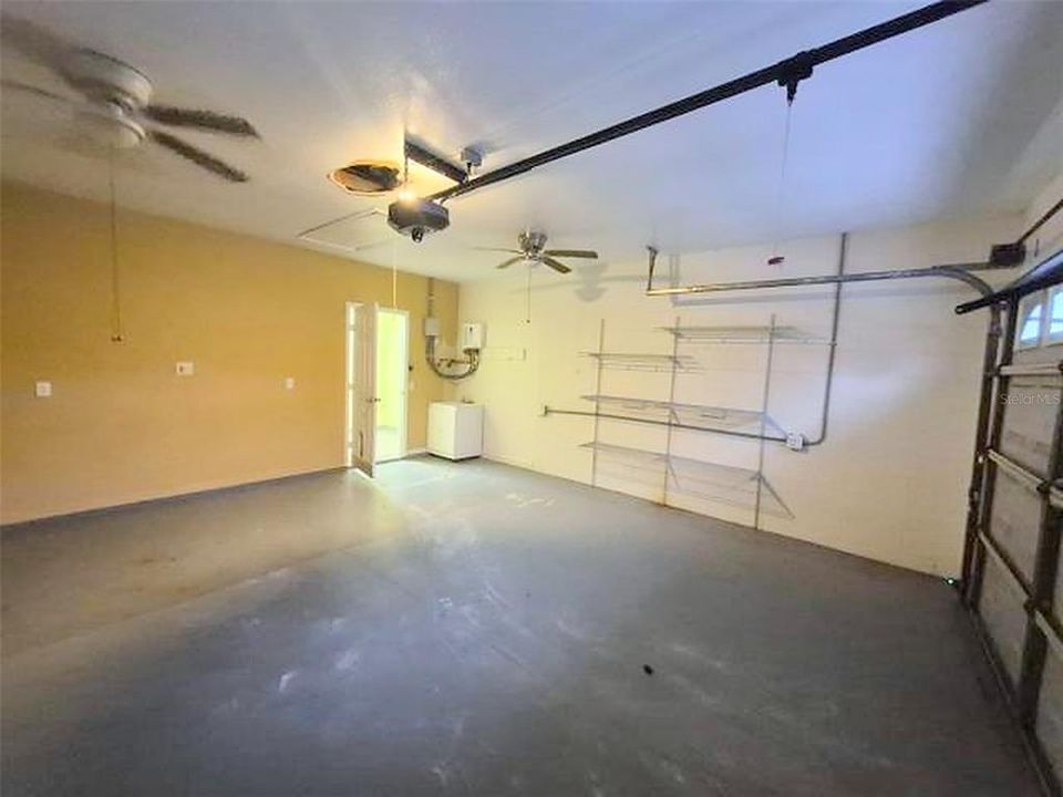 En Venta: $339,900 (3 camas, 2 baños, 1948 Pies cuadrados)