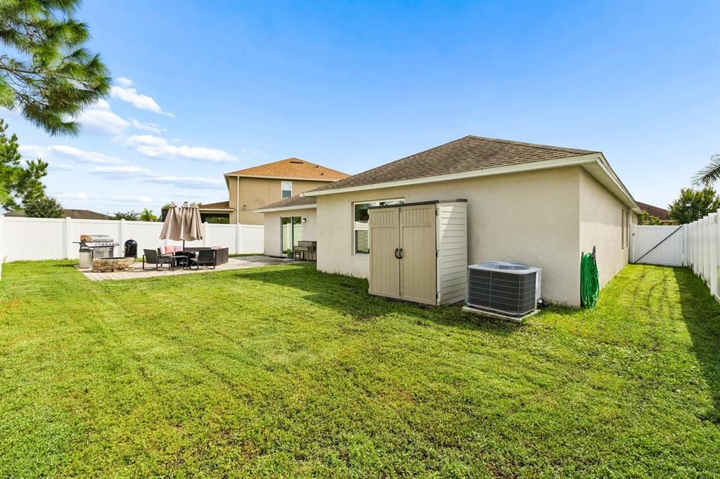 En Venta: $439,000 (4 camas, 2 baños, 2739 Pies cuadrados)
