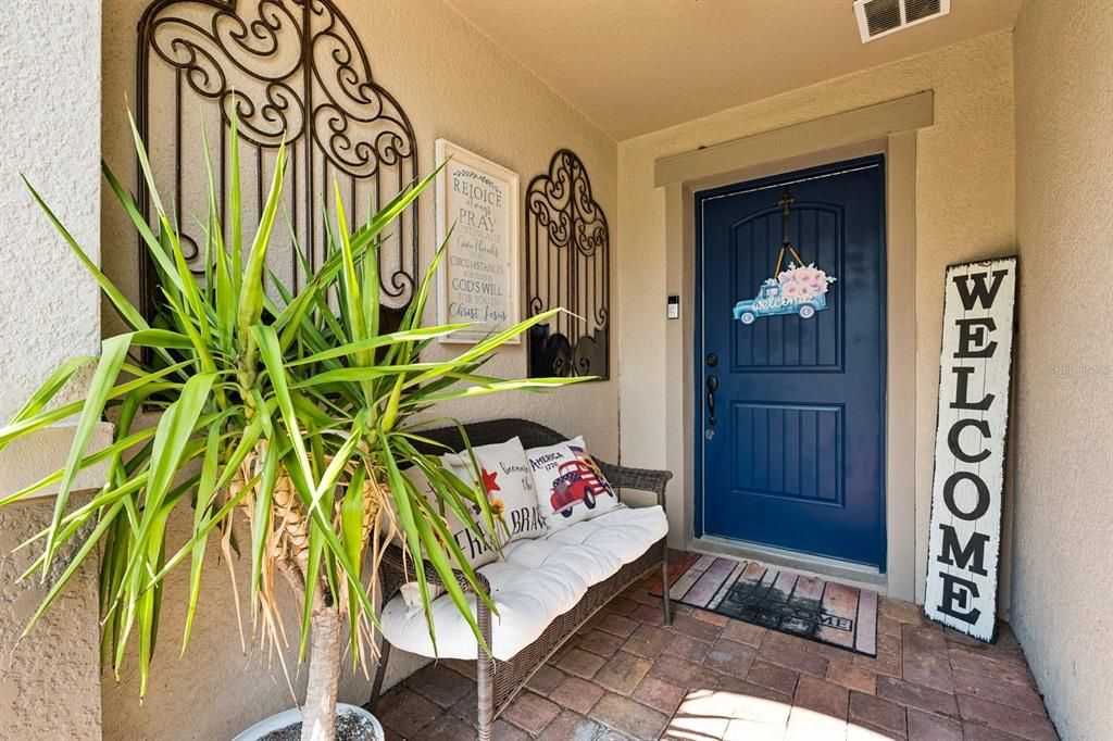 En Venta: $439,000 (4 camas, 2 baños, 2739 Pies cuadrados)