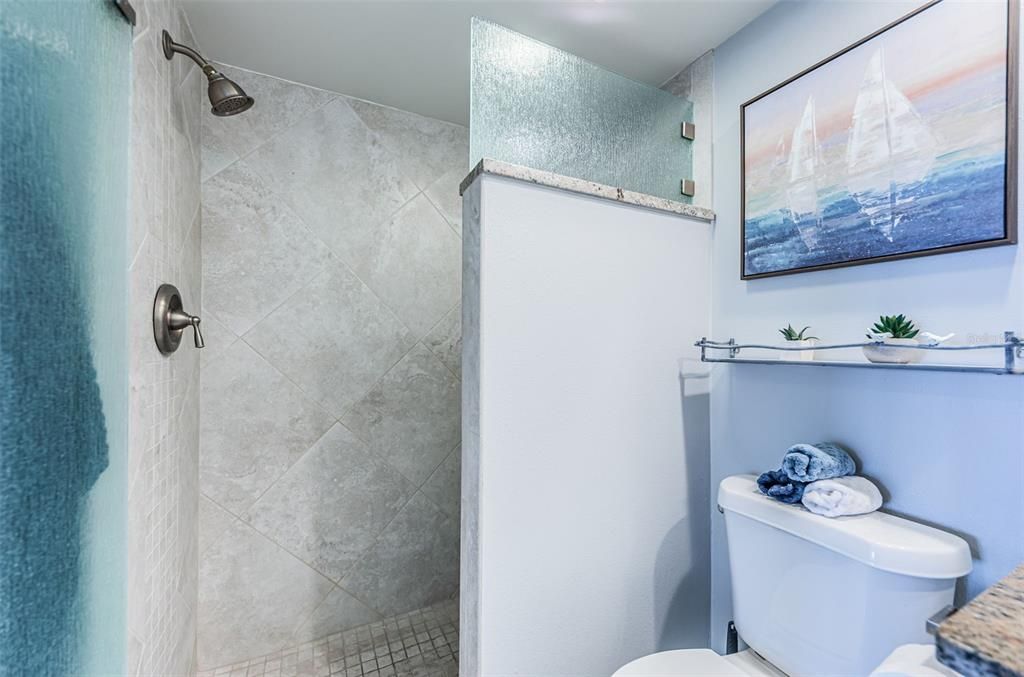 En Venta: $235,000 (1 camas, 1 baños, 830 Pies cuadrados)