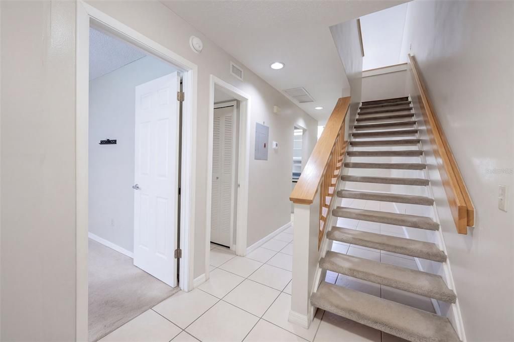 For Sale: $205,000 (2 beds, 2 baths, 1224 Square Feet)
