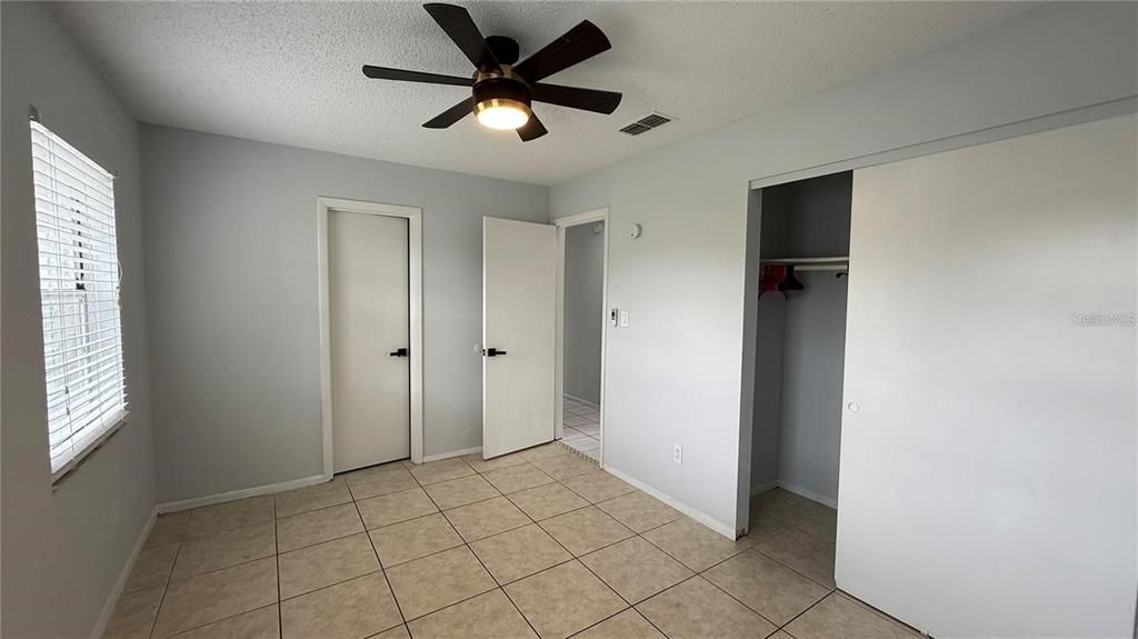 For Rent: $1,800 (2 beds, 2 baths, 1000 Square Feet)