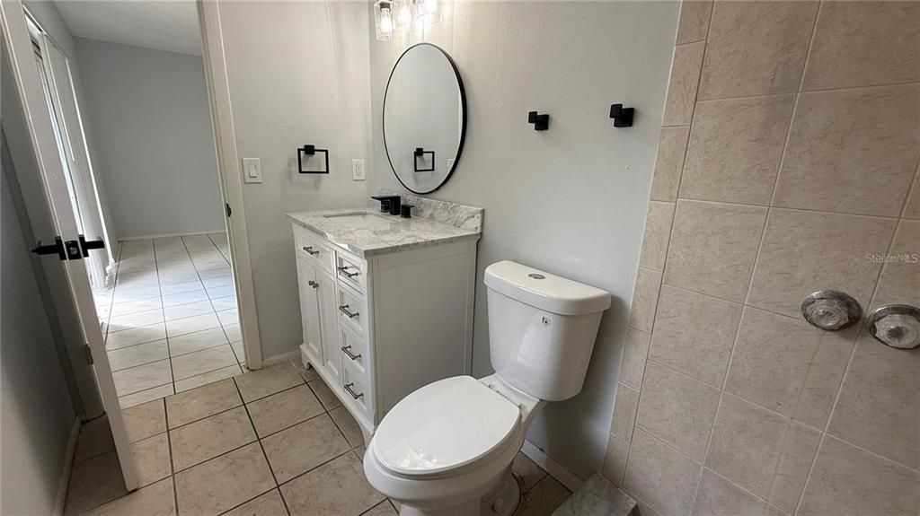 For Rent: $1,800 (2 beds, 2 baths, 1000 Square Feet)