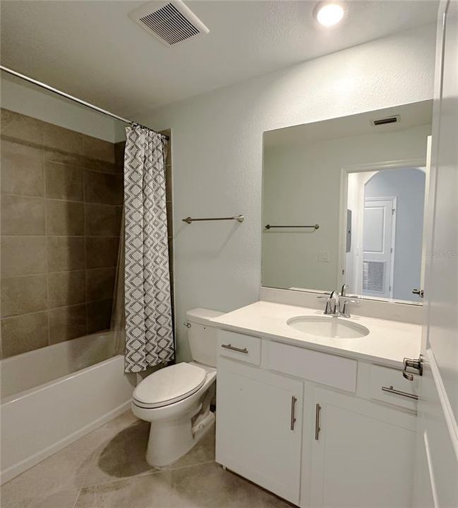 For Sale: $218,000 (2 beds, 2 baths, 1154 Square Feet)