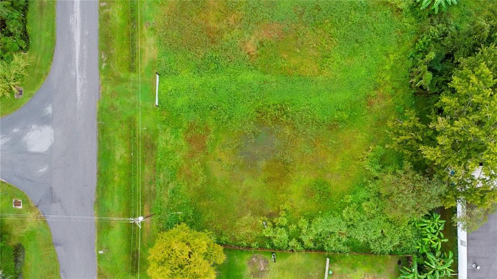 На продажу: $129,900 (0.43 acres)