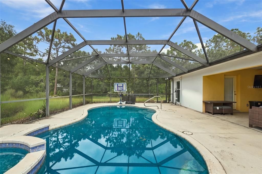 En Venta: $726,000 (4 camas, 2 baños, 2196 Pies cuadrados)