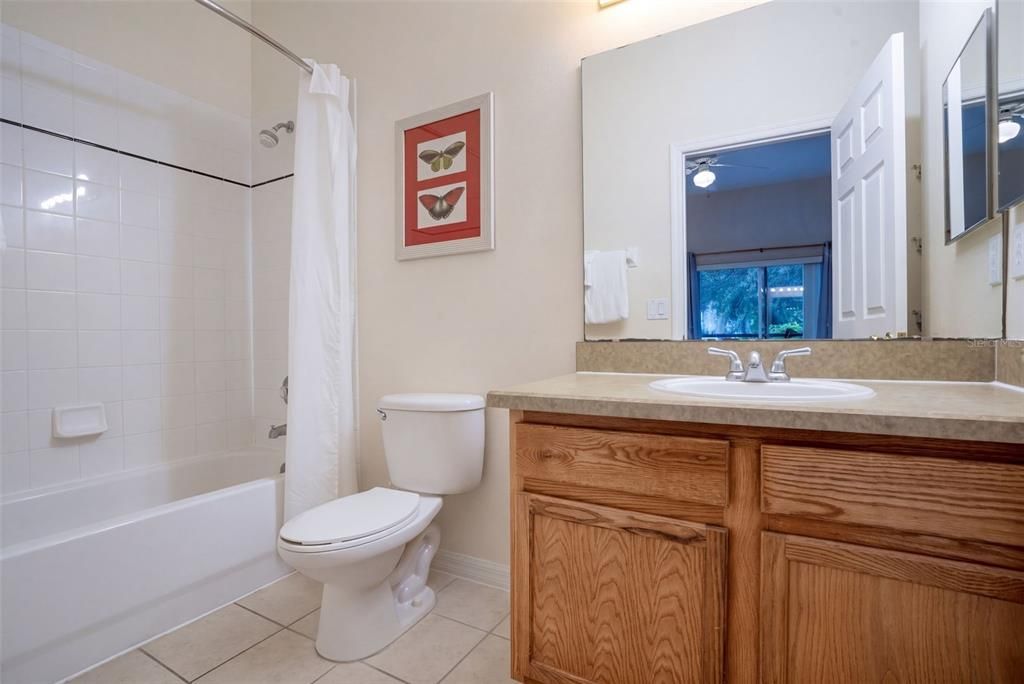 For Sale: $174,999 (3 beds, 2 baths, 1227 Square Feet)