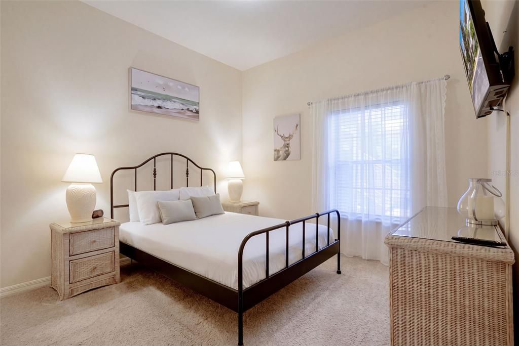 For Sale: $174,999 (3 beds, 2 baths, 1227 Square Feet)