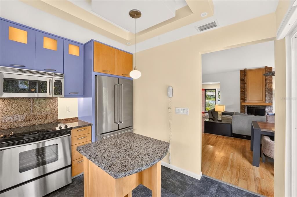 En Venta: $249,000 (2 camas, 2 baños, 1255 Pies cuadrados)