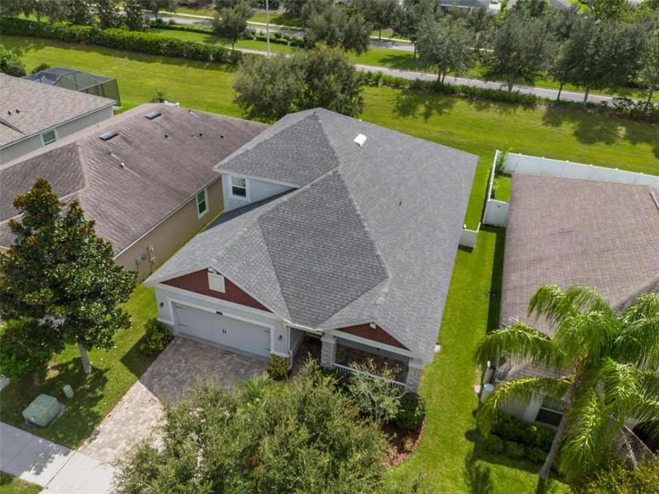 En Venta: $400,000 (3 camas, 2 baños, 2556 Pies cuadrados)