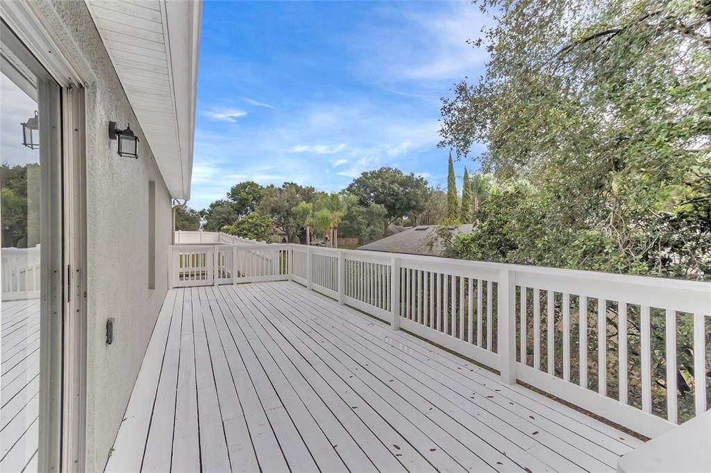 For Sale: $385,000 (3 beds, 2 baths, 1631 Square Feet)