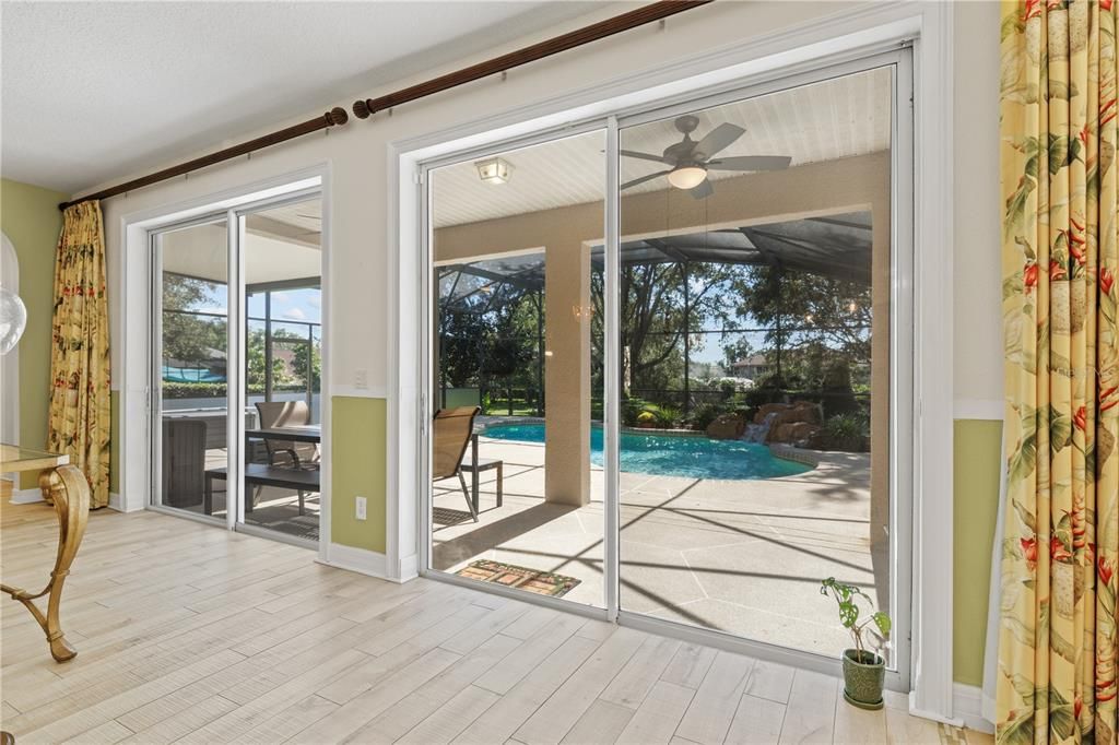 For Sale: $719,000 (5 beds, 3 baths, 3100 Square Feet)