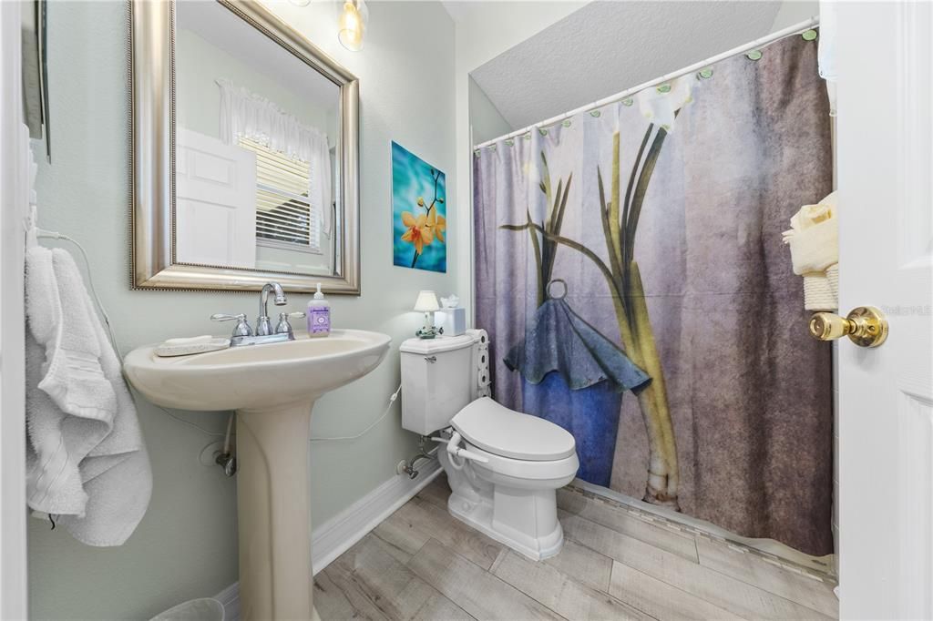 For Sale: $719,000 (5 beds, 3 baths, 3100 Square Feet)