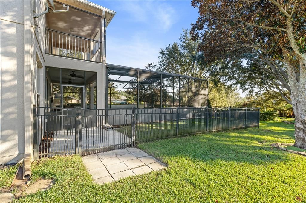 For Sale: $719,000 (5 beds, 3 baths, 3100 Square Feet)
