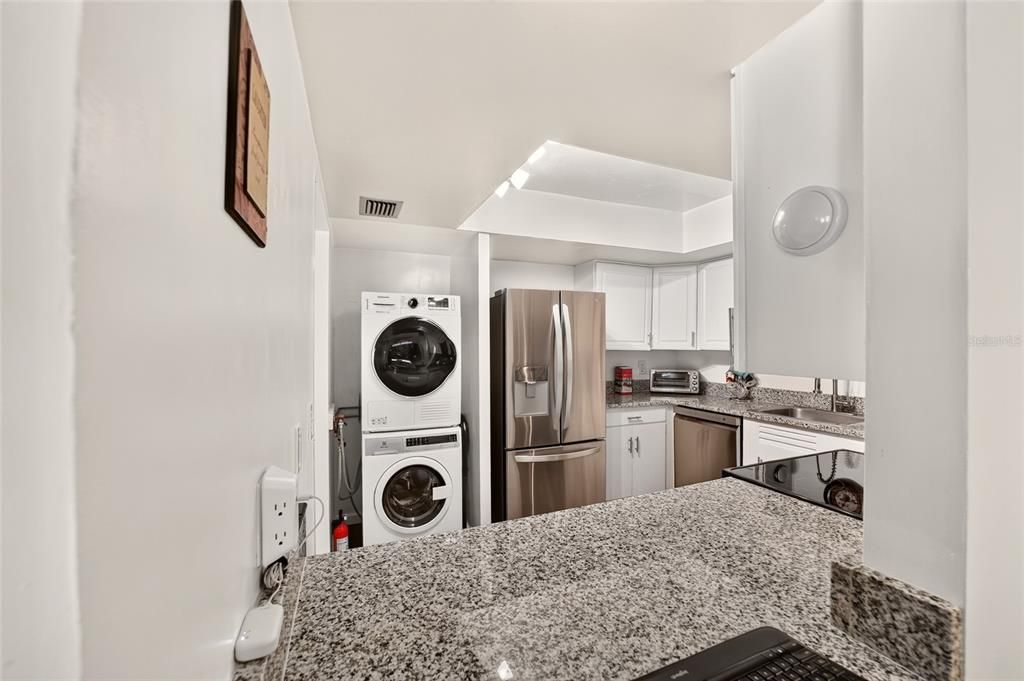 En Venta: $148,000 (2 camas, 2 baños, 1068 Pies cuadrados)
